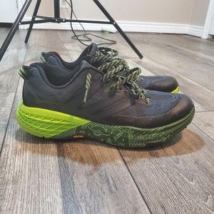 Hoka one one SPEEDGOAT 3 size 11